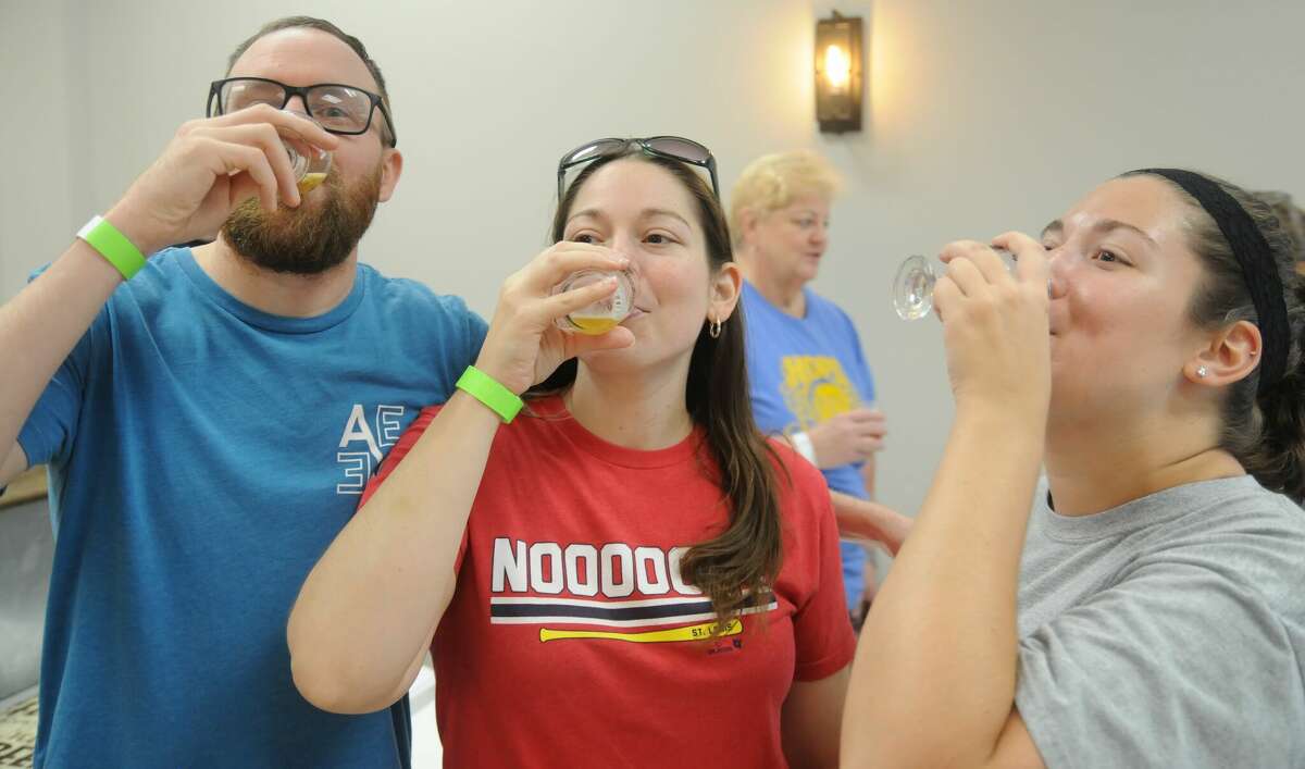 Hops For Heroes In Edwardsville Raises Money For Honor Flights