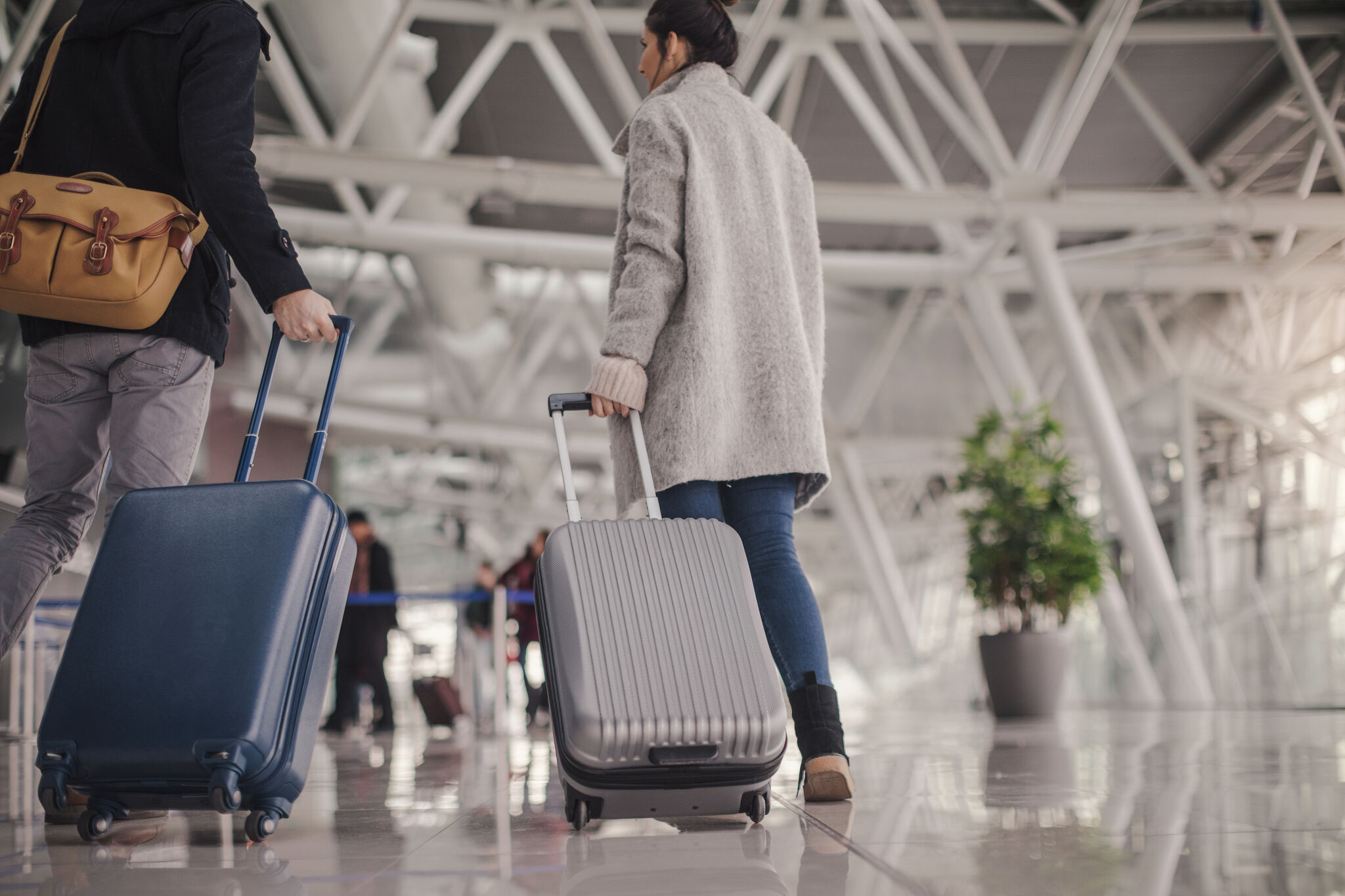 What is Delta Air Line's personal item size limit? - Vimarsana News