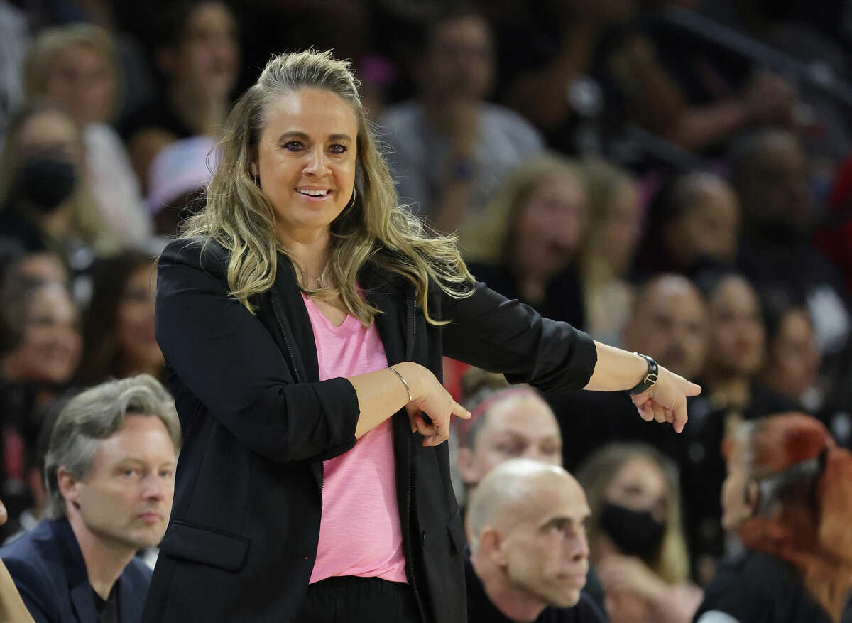 Former Spurs assistant coach Becky Hammon is ending her first regular season as an WNBA leader with top seed success. 