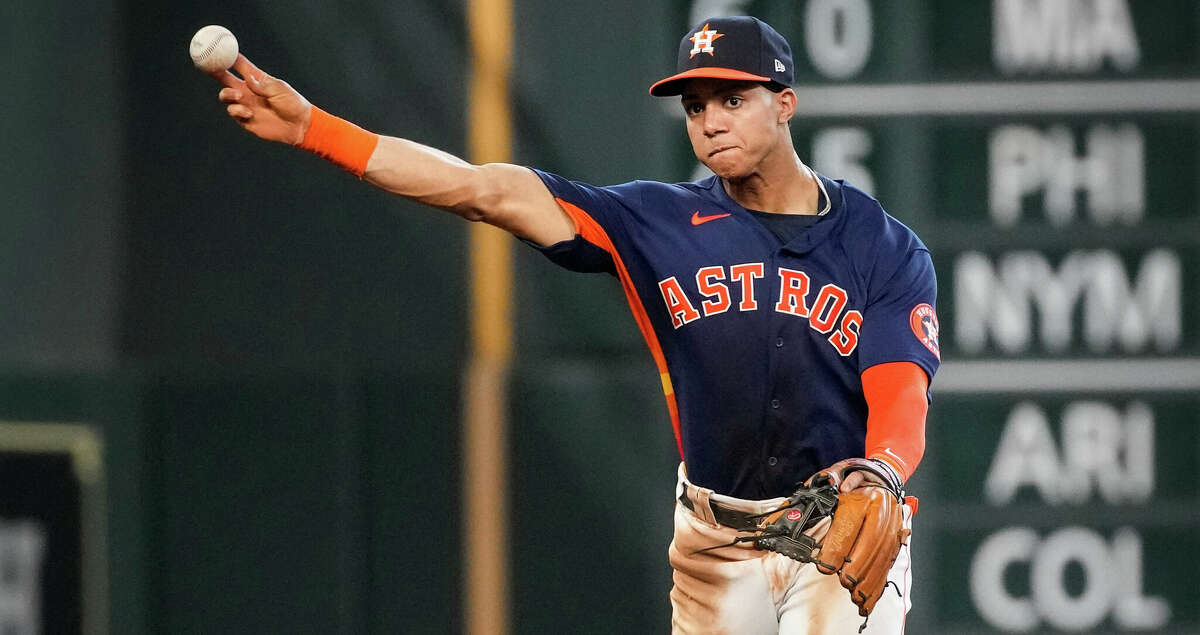 Houston Astros: Jeremy Peña now a celebrity, but he doesn't act it