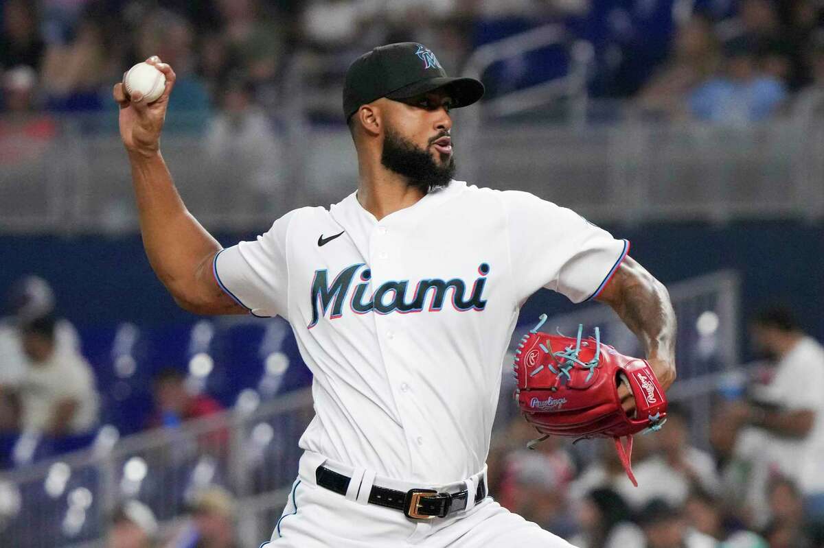 MIAMI, FLORIDA - AUGUST 15: Sandy Alcantara #22 of the Miami Marlins pitches in the third inning against the San Diego Padres at loanDepot park on August 15, 2022 in Miami, Florida. (Photo by Eric Espada/Getty Images)
