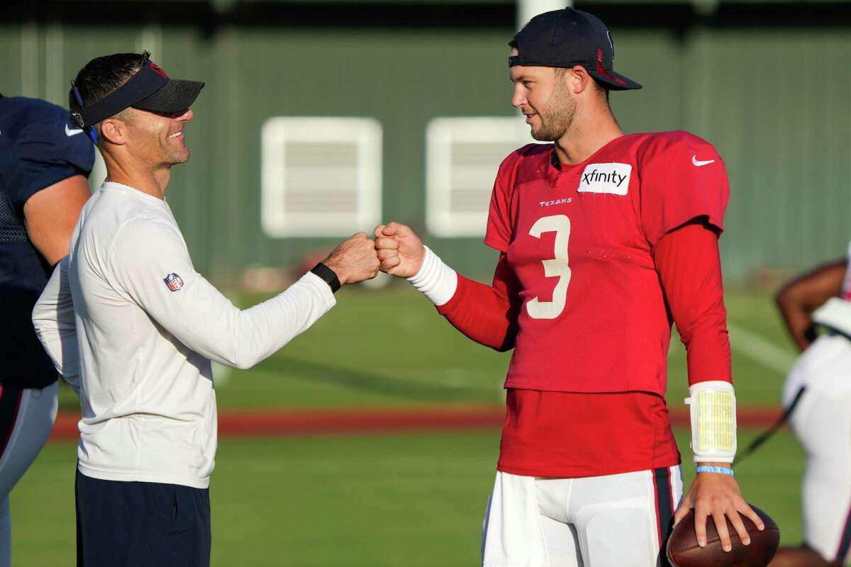 Way Back When: Here come the Texans!