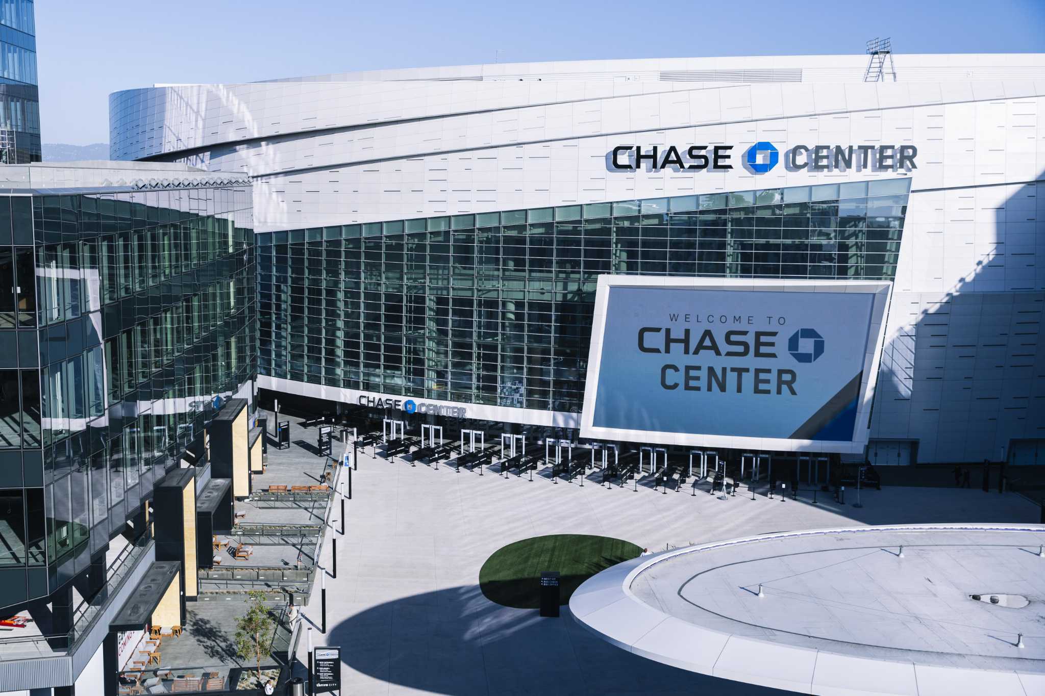 Michael Mina scraps plans for large SF food hall at Chase Center - Vimarsana News