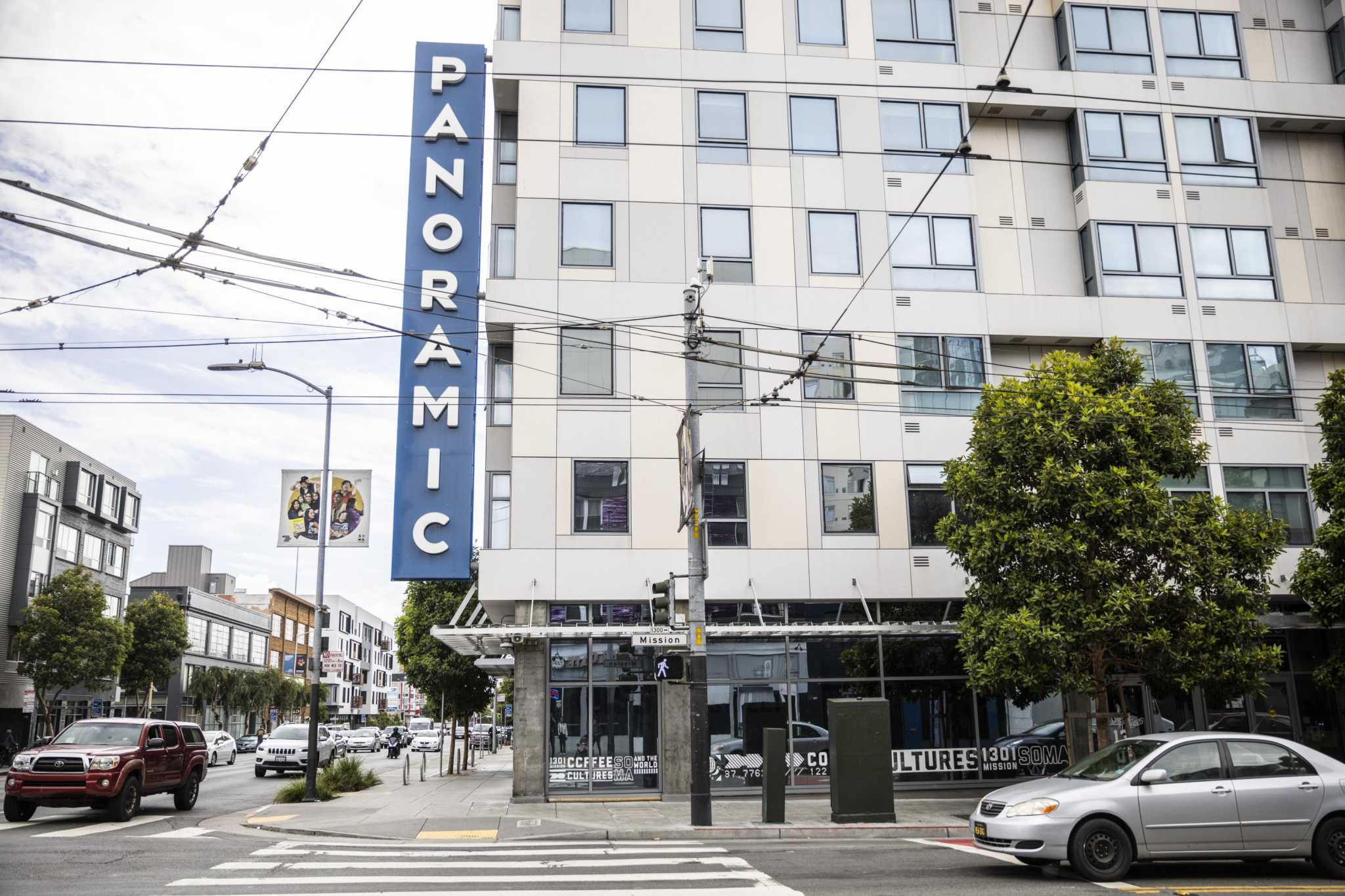 A new supportive housing building has the funding and staff that residents need. Will it be enough? - Vimarsana News