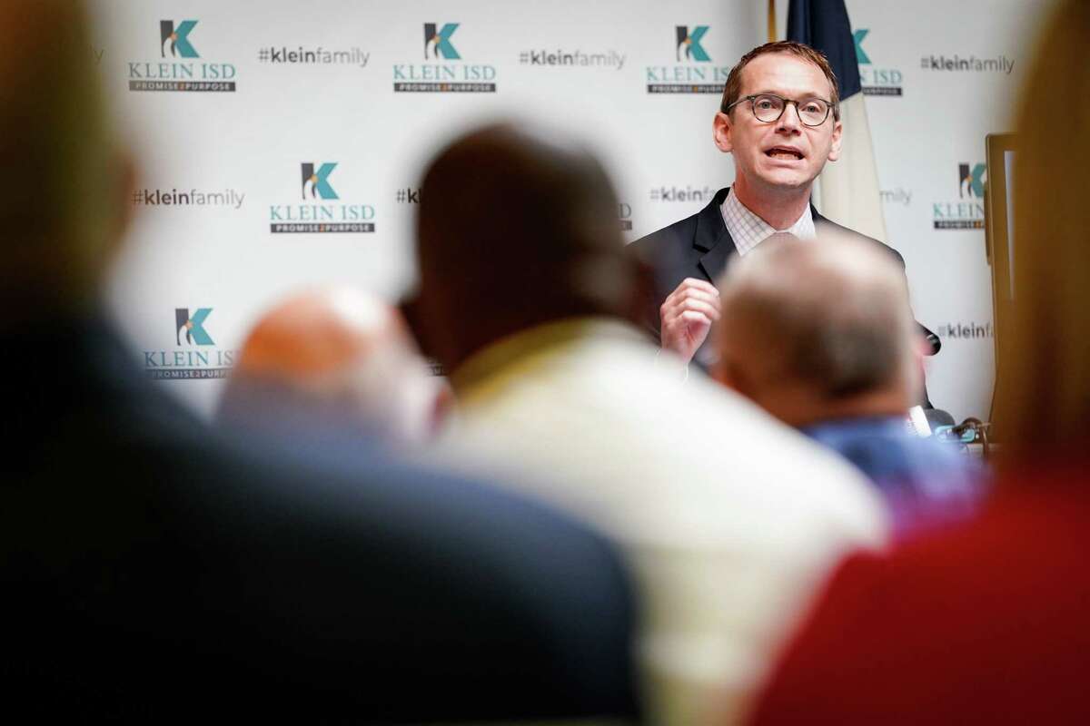 Story photo for Court clears way for HISD takeover.