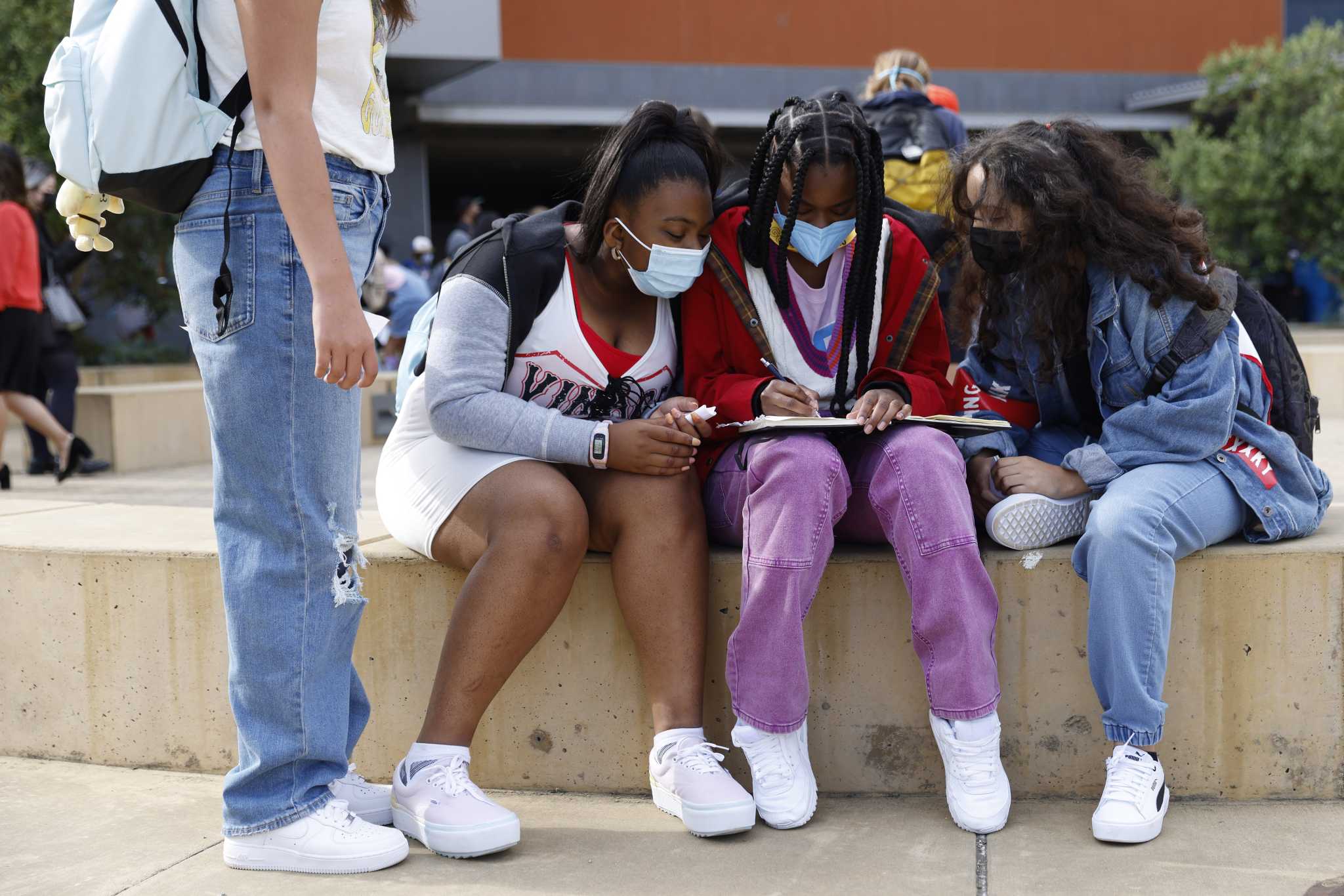 SFUSD facing big challenges as students return to school - Vimarsana News