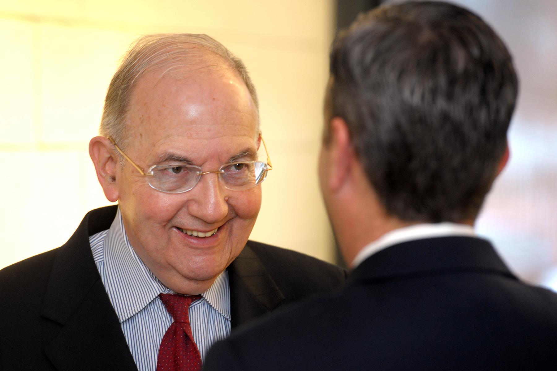 CT's Martin Looney calls on Biden to ditch Trump-era Medicaid cuts - Vimarsana News