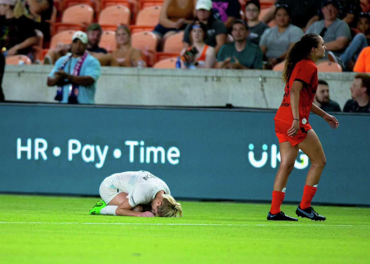 Houston Dash Secondhalf goals lead to win over Gotham FC