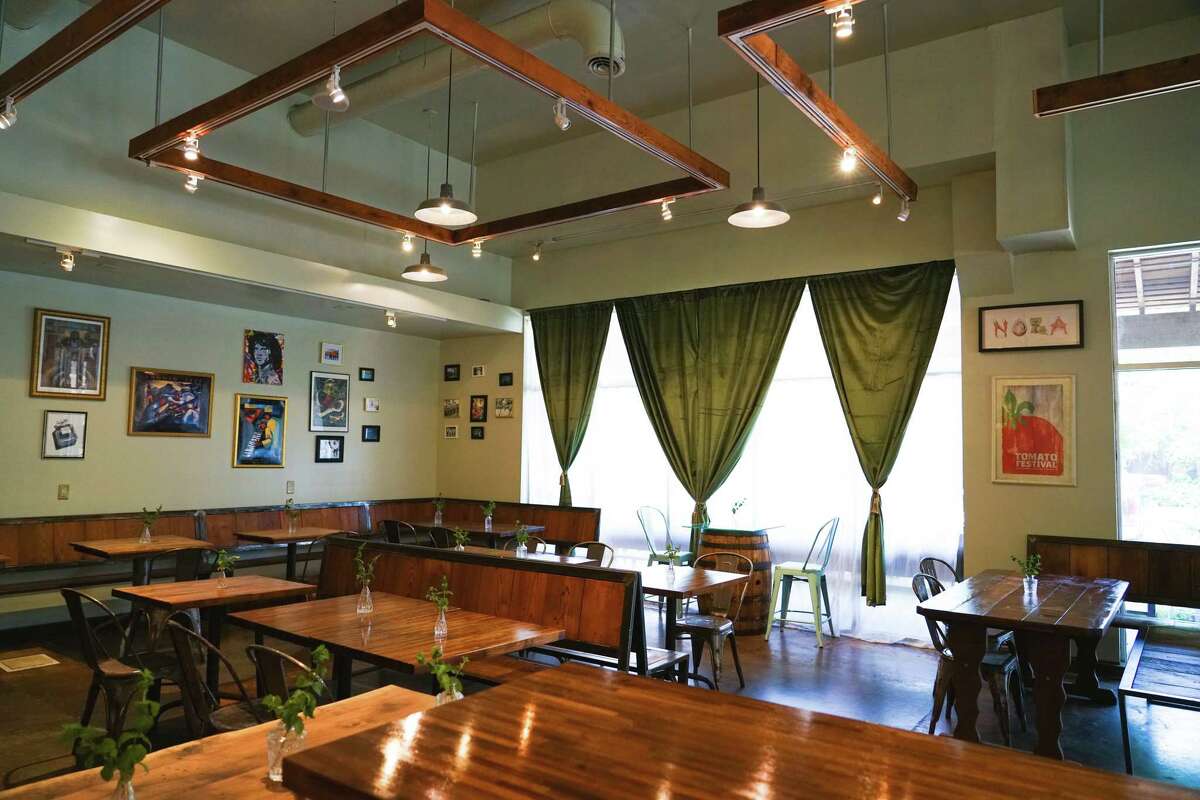 Take a bite of the Big Easy at the new Lagniappe Kitchen & Bar