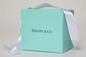 Mystery surrounds Pettit’s $30,000 Tiffany’s bill