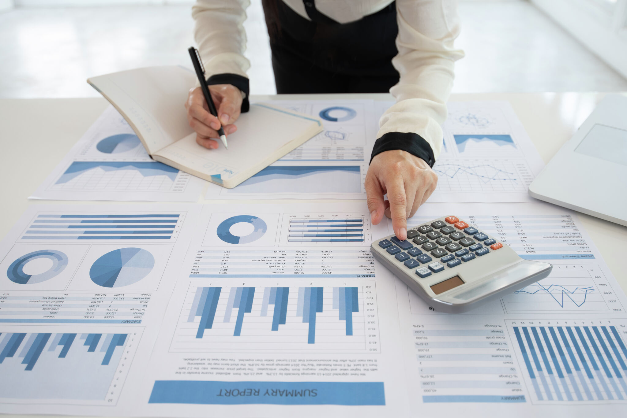 How to live paycheck to paycheck ... the right way - Vimarsana News