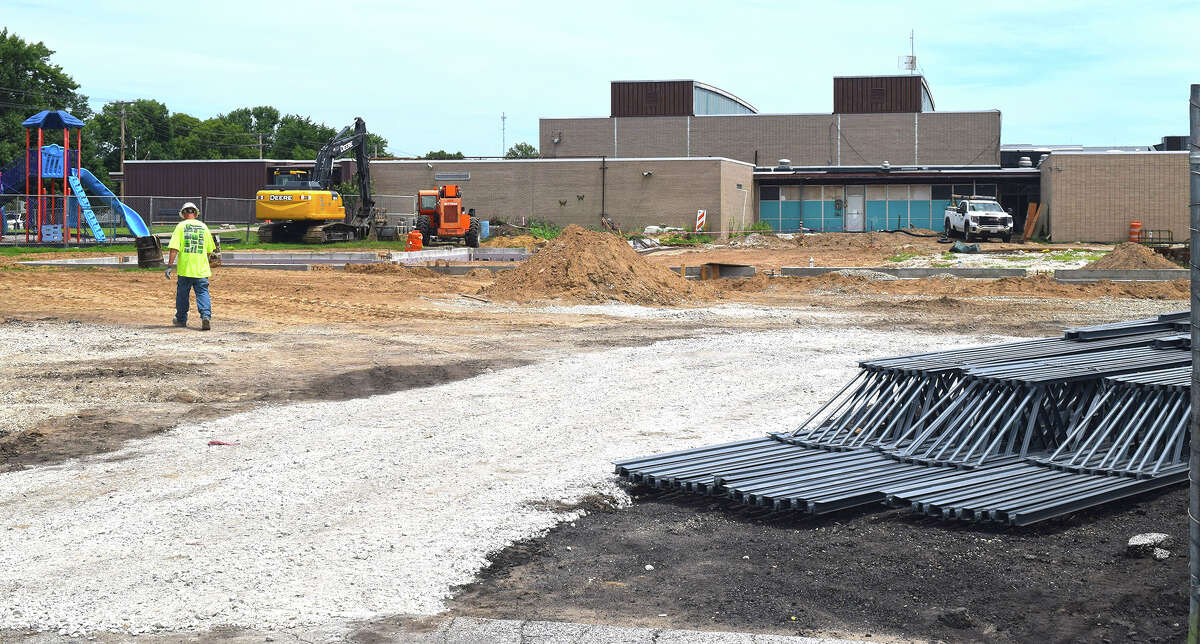Gard Elementary School in Beardstown is undergoing a $13 million renovation.