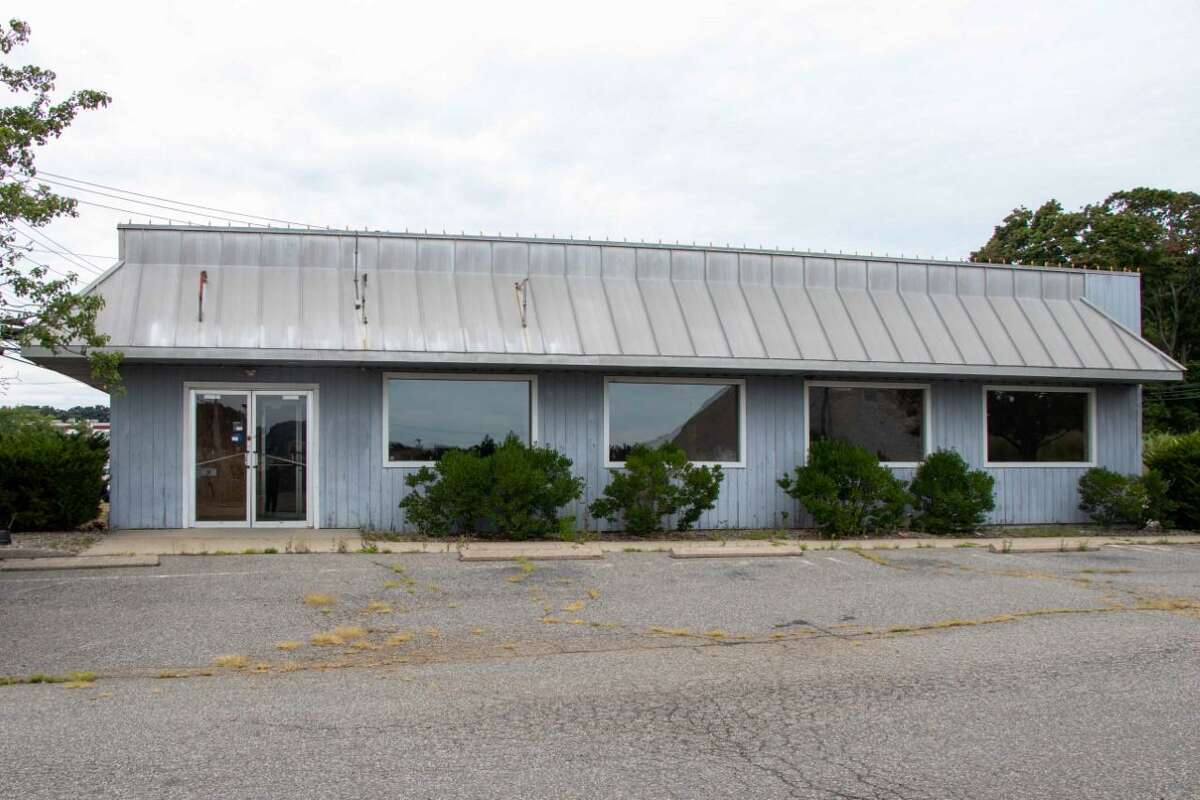 The property at 990 Boston Post Road, formerly home to Hooters, was recently sold for $2.8 million. The property will be a new Genesis electric vehicle showroom.