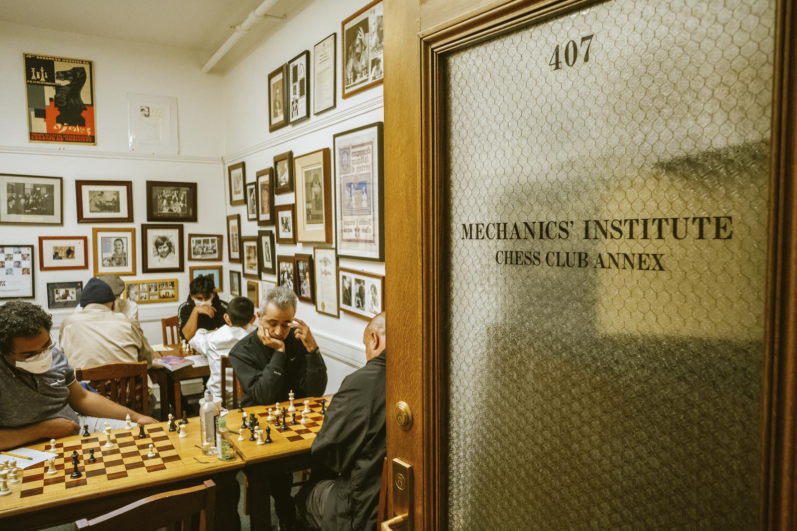 Downtown SF has people back thanks to a weekly chess tournament - Vimarsana News