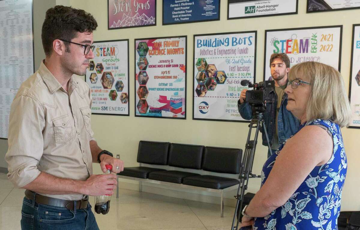 Luke Warford, candidate running for Texas Railroad Commission, talks with Cathy Broadrick, Midland County Democratic Chairwoman 08/19/2022 before a press conference at the Midland Petroleum Museum. Tim Fischer/Reporter-Telegram