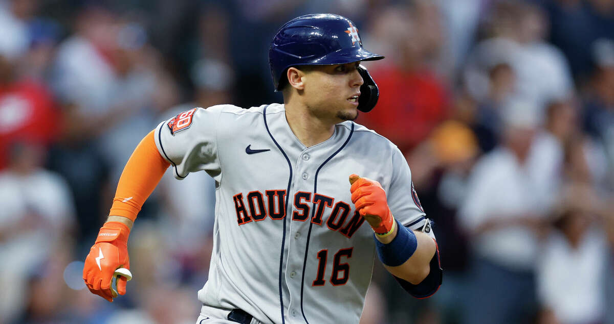 Astros' Aledmys Diaz hopes healthy outlook will make an impact this season