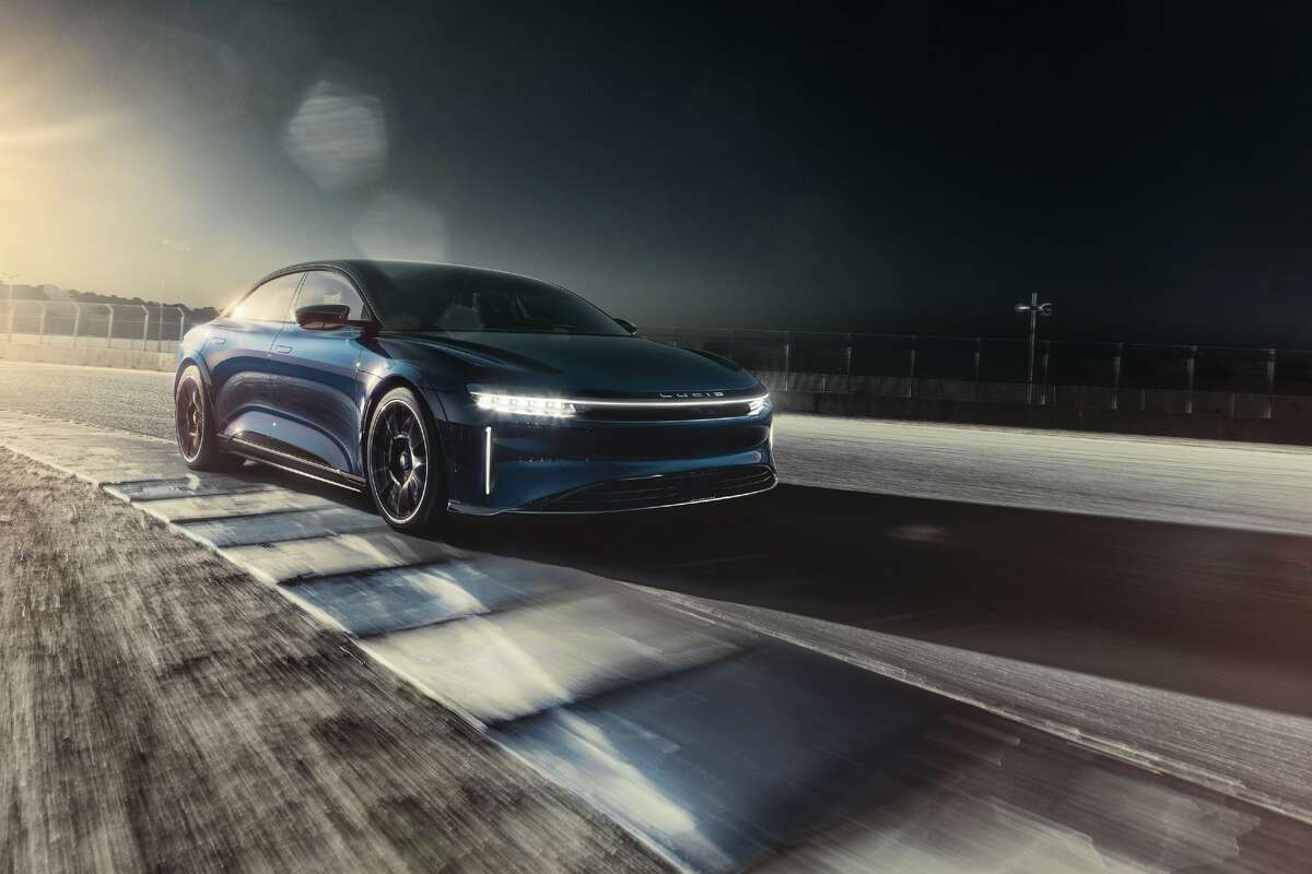 Lucid Motors Gets Luxurious With the Lucid Air Sapphire