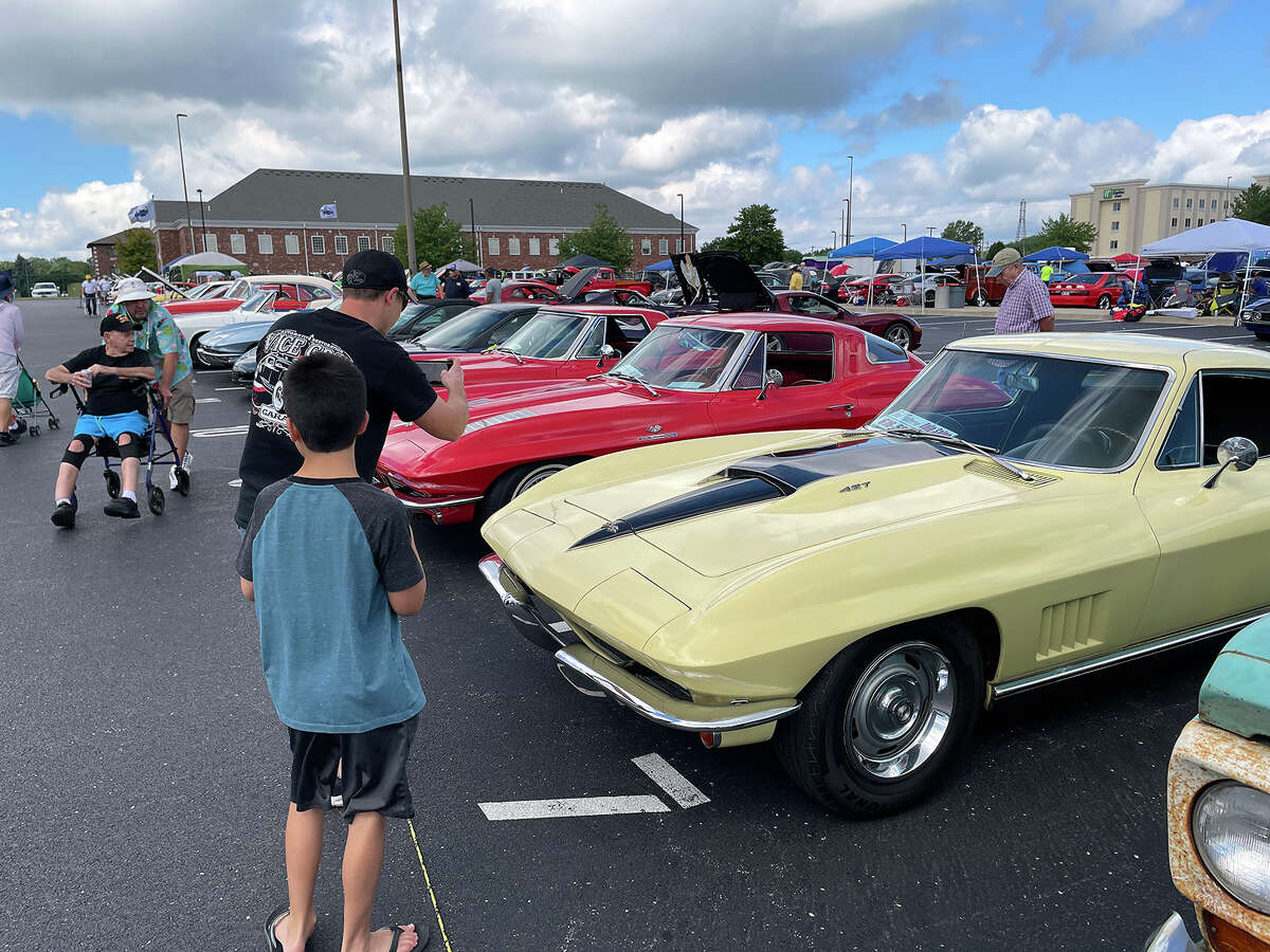 Classic, custom cars gather at Edwardsville High School for 30th Annual