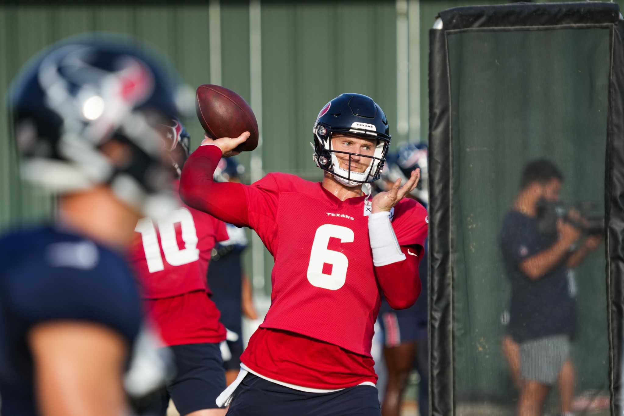 Houston Texans quarterback Jeff Driskel throws a pass during an