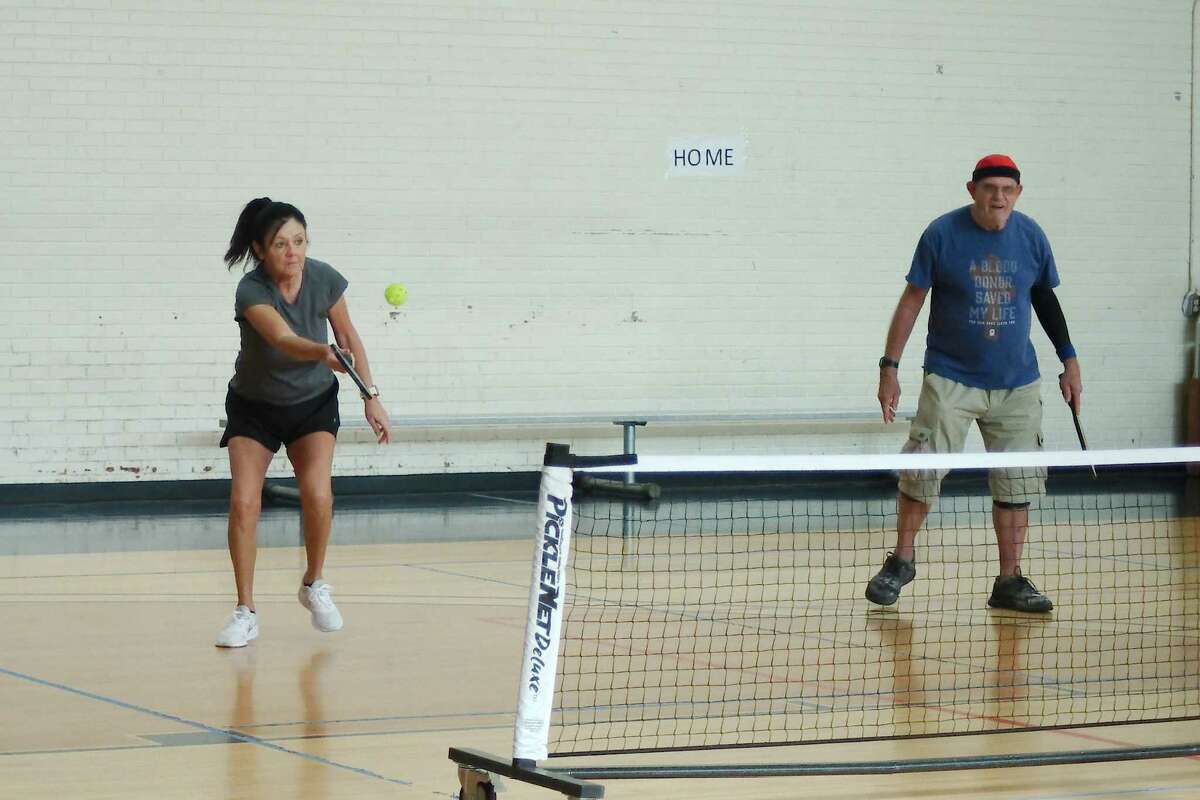 Pickleball's popularity prompts Pasadena plans to sport in park
