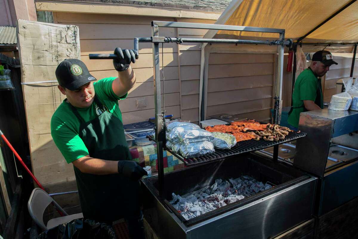 Oakland's Tacos Osuna serves Sinaloan dishes in a backyard setup