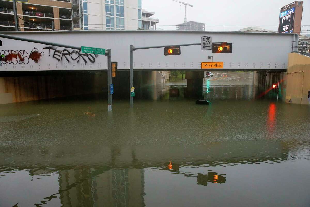 PHOTOS Record rain, floods wreak havoc in DallasFort Worth area