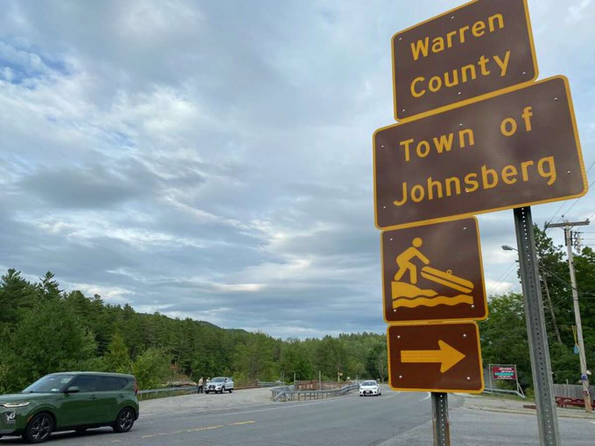 Misspelled Johnsburg sign turns heads in Adirondacks
