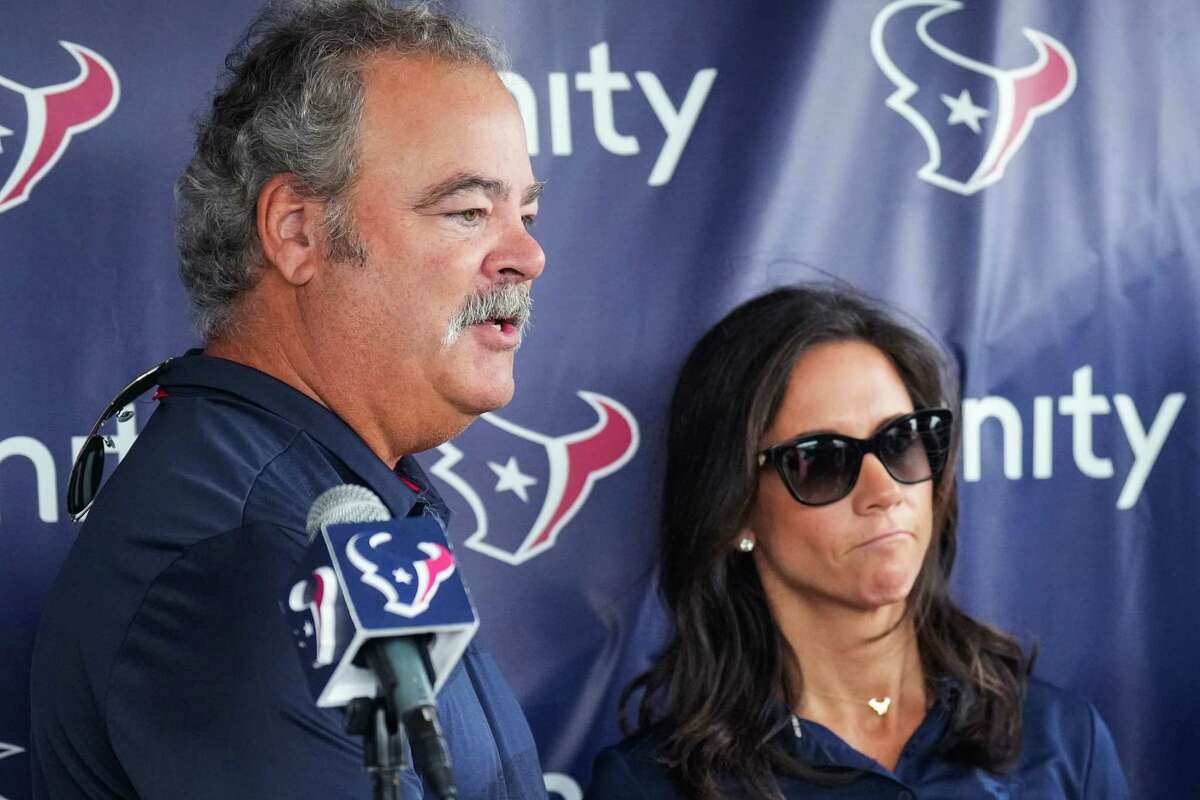 Houston Texans' Cal and Hannah McNair drop hint of potential 'H