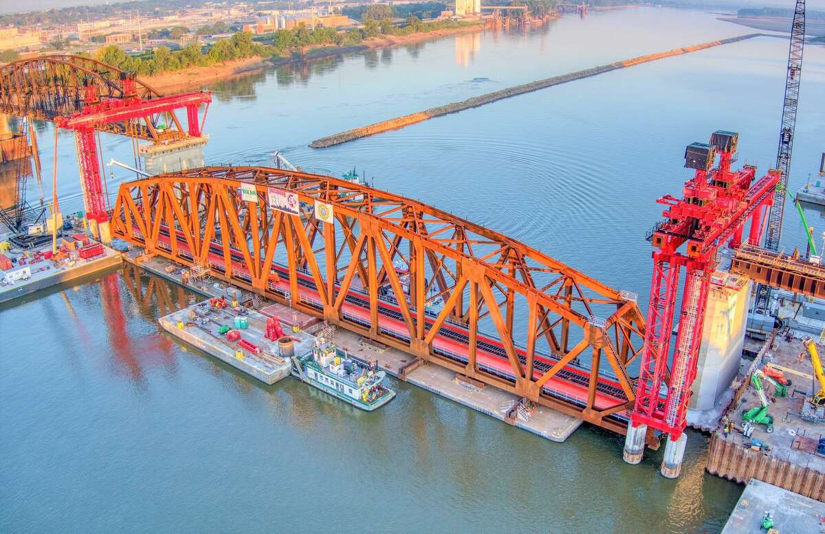 The last truss of the rehabilitated Merchants Bridge was installed over the summer. The $222 million project doubles the carrying capacity of the bridge, one of two rail bridges over the Mississippi River at St. Louis. The Merchants Bridge was built in 1889 and is owned by the Terminal Railroad Association of St. Louis.