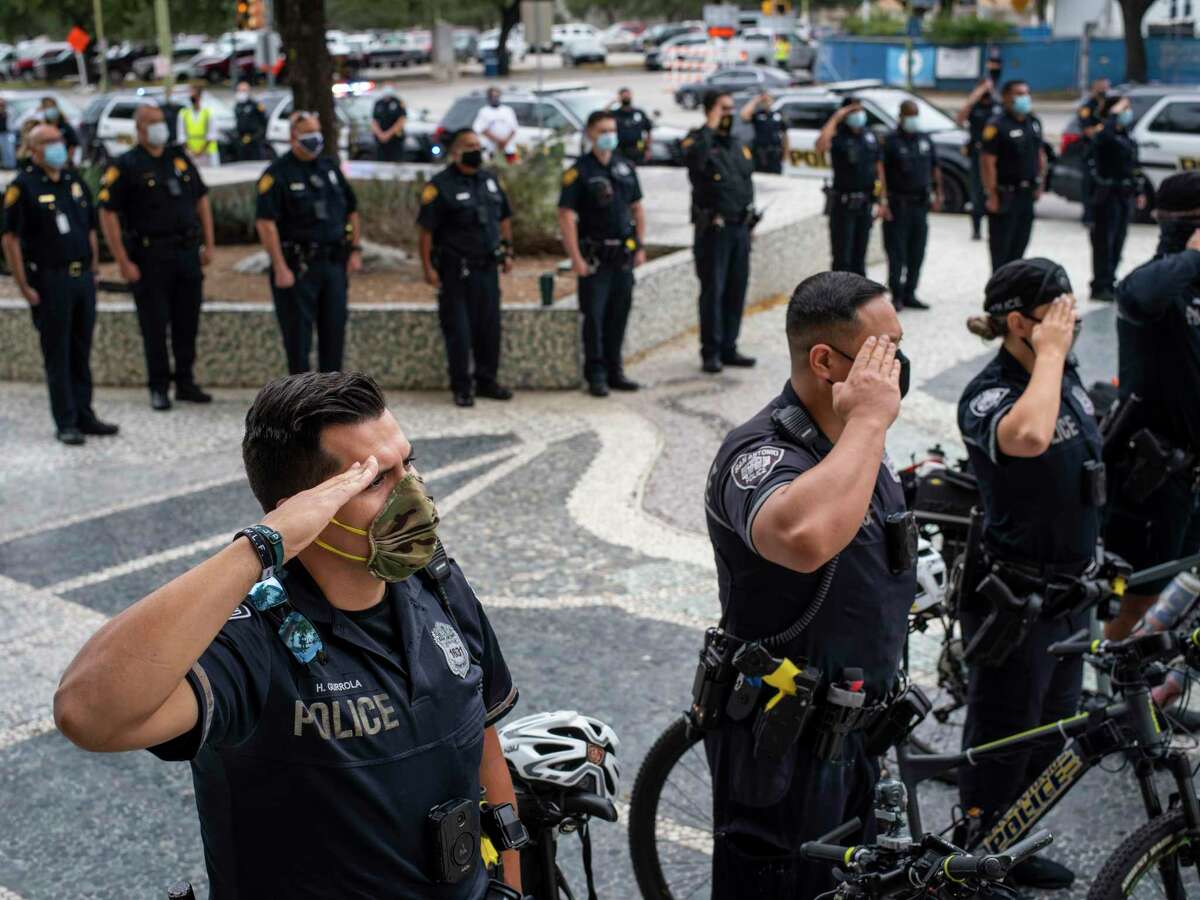 San Antonio PD on X: BEST IN TEXAS: The SAPD SWAT team took home the top  prize in the The Texas Tactical Police Officer Association SWAT Challenge.  This is the third year