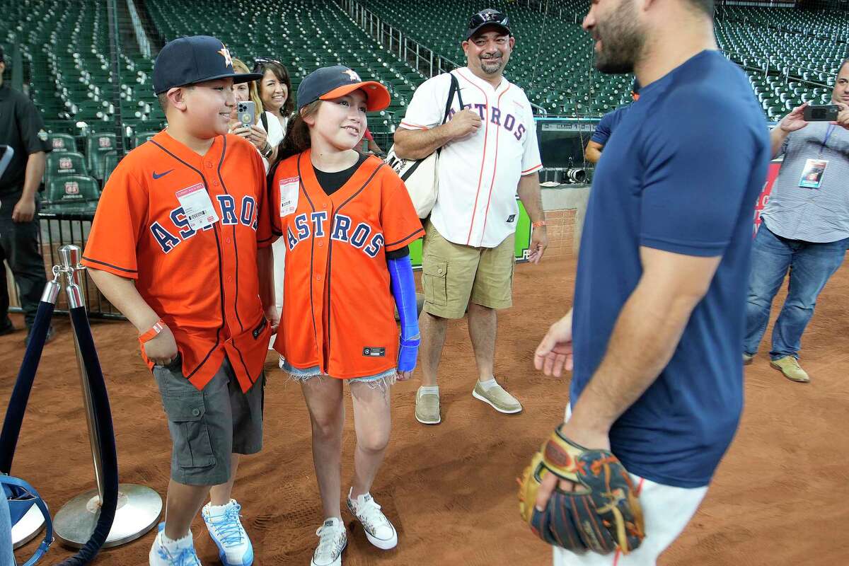 Uvalde survivor Mayah Zamora visits Houston for Astros first pitch