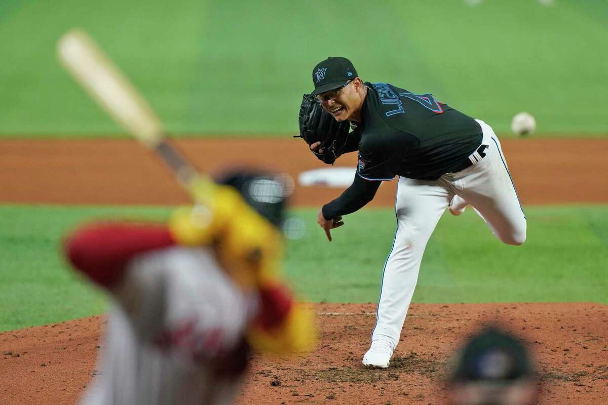 Miami Marlins' Jesus Luzardo pitches during the fourth inning of the first game of a baseball doubleheader against the Atlanta Braves, Saturday, Aug. 13, 2022, in Miami. (AP Photo/Wilfredo Lee)