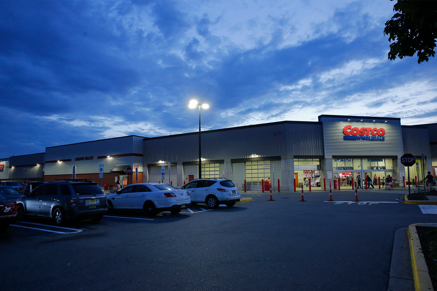 Costco is adding pickup lockers to ease online order pickup