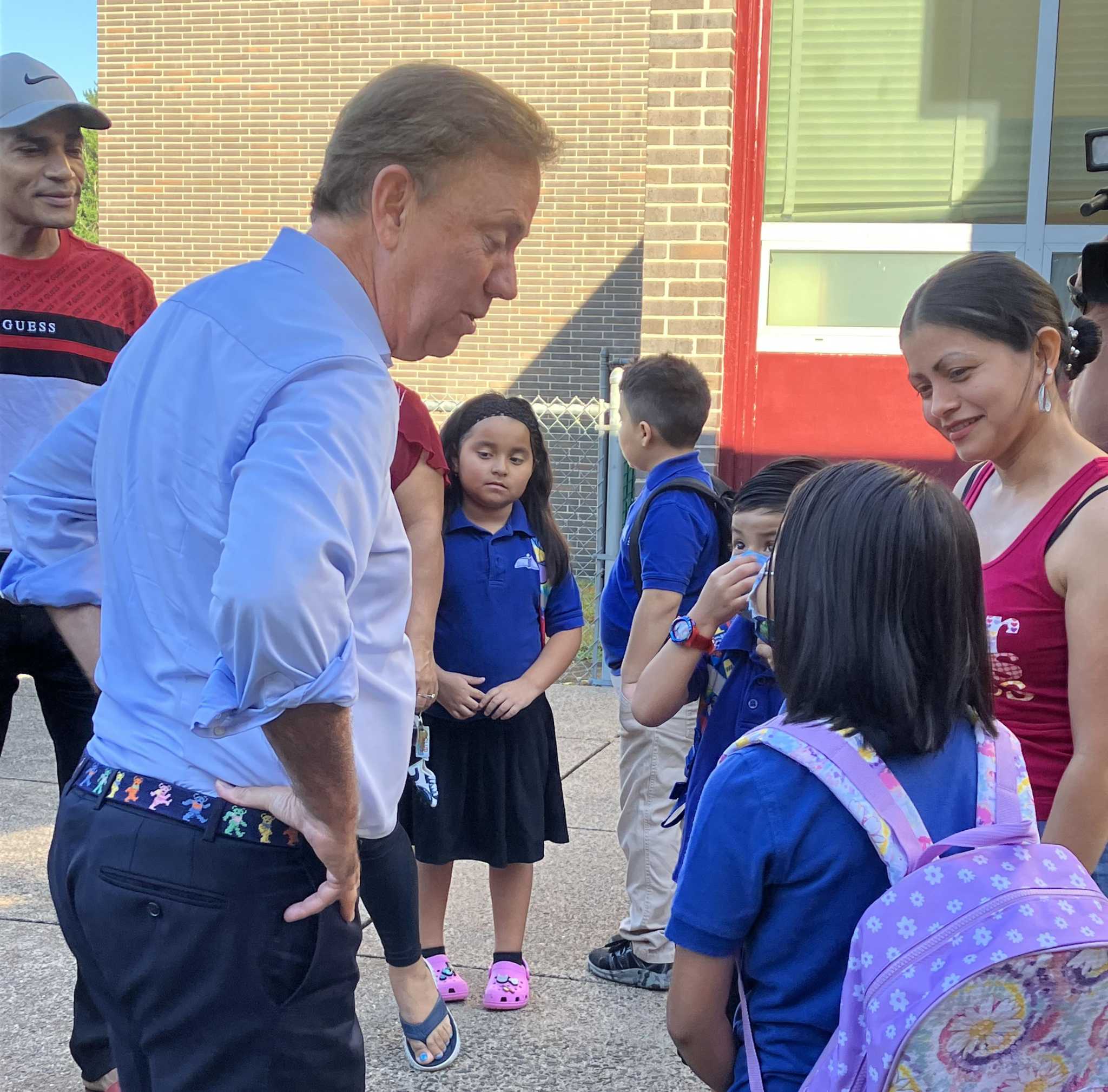 Lamont greets students on first day as school COVID concerns fade - Vimarsana News
