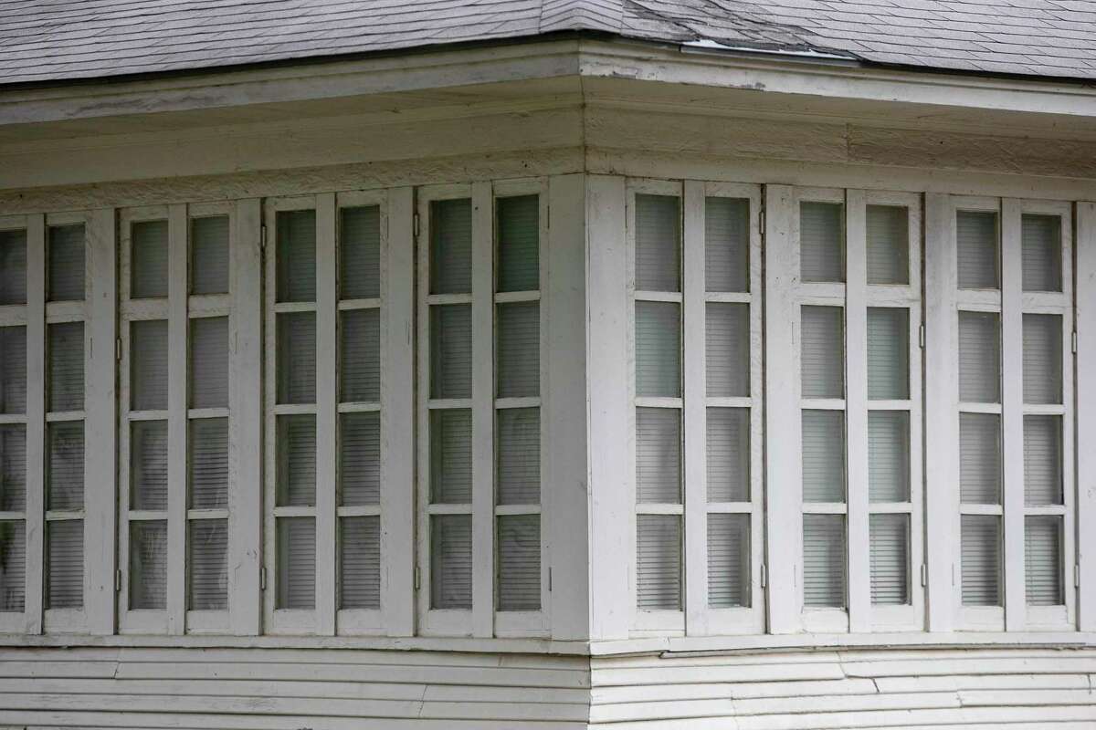 San Antonio's work to save ‘Bungalow Colony’ focuses on recycling