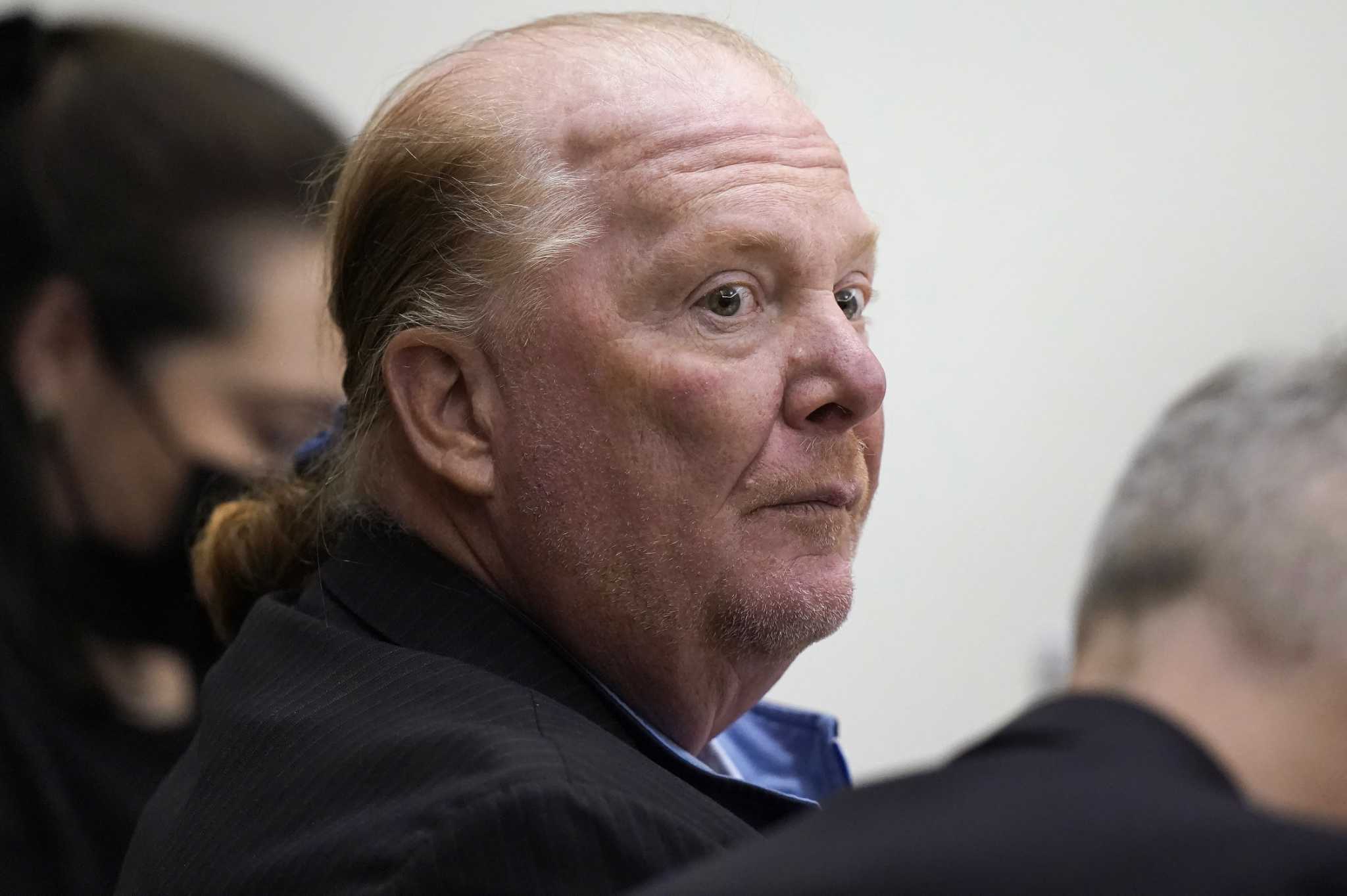 Mario Batali settles 2 lawsuits alleging sexual assault - Vimarsana News