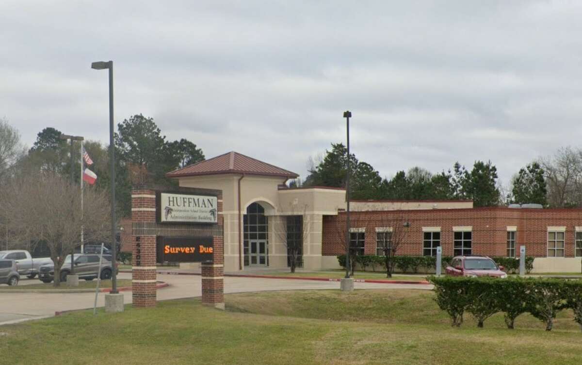 The Huffman ISD Administration Building, where the school board holds meetings, is located at 24302 FM 2100 in Huffman.