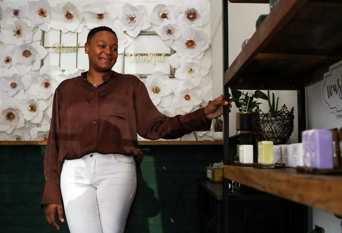 Conroe entrepreneur launches soap, candle shop in downtown