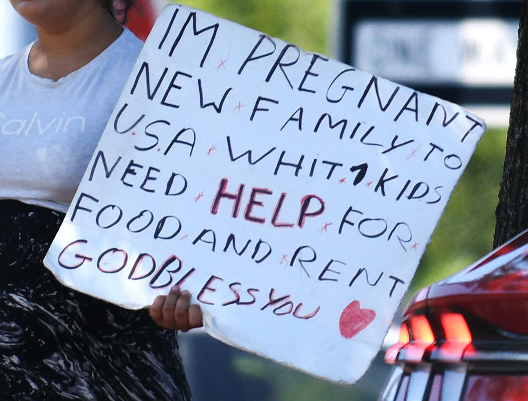 Greenwich selectmen look to other municipalities for guidance on a panhandling ordinance - Vimarsana News