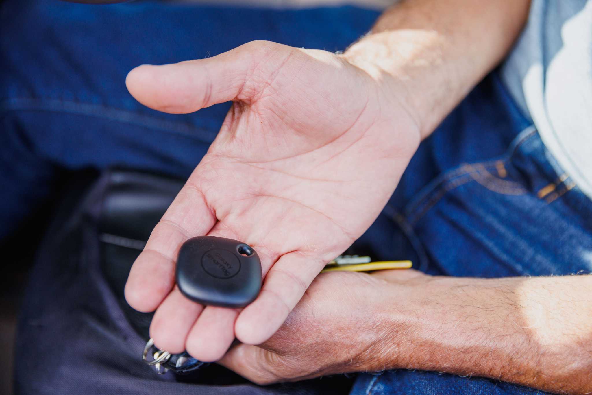 Car stolen. Device tracking. Now what? - Vimarsana News