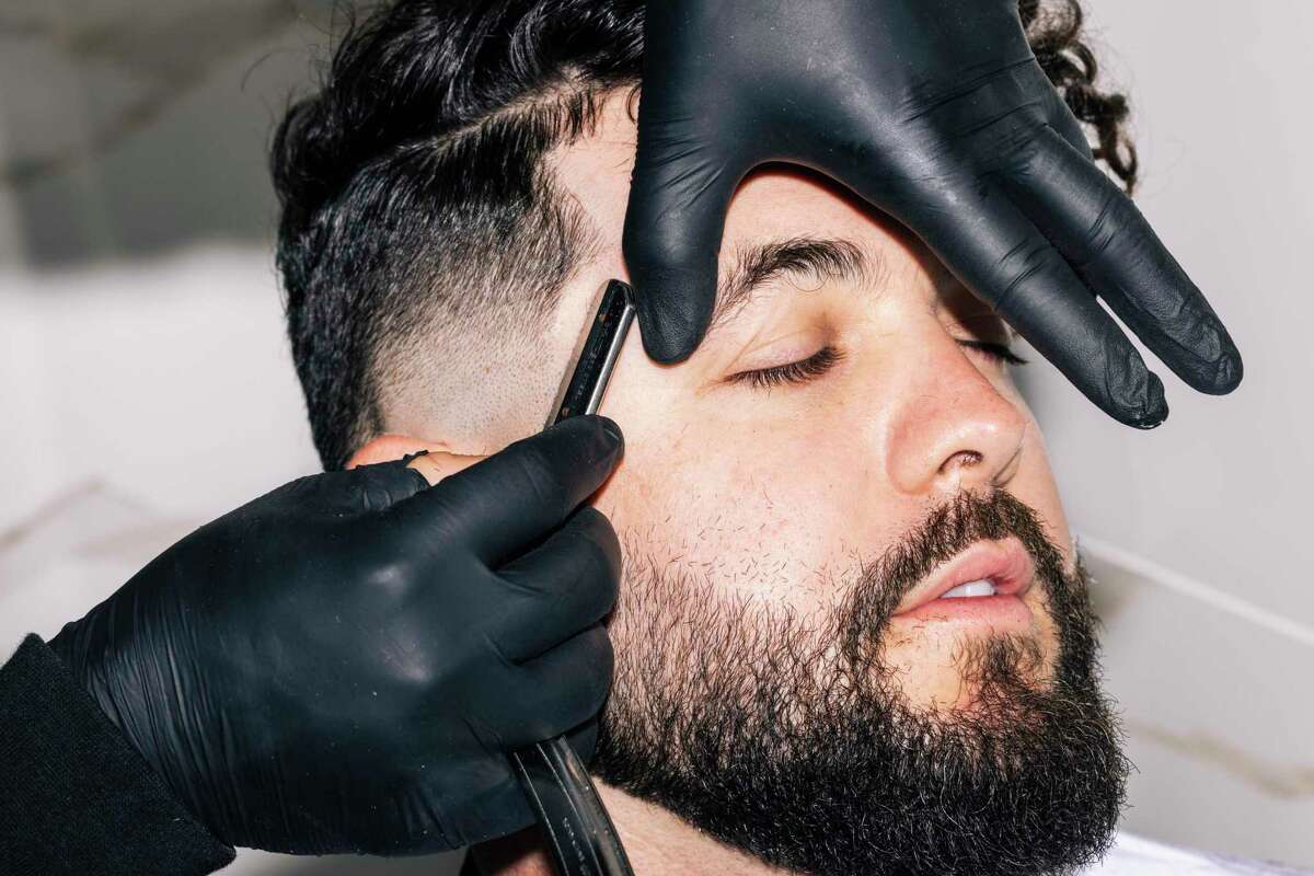 Lifting the lid on Giants and A's hair secrets, and a barber's one true  regret