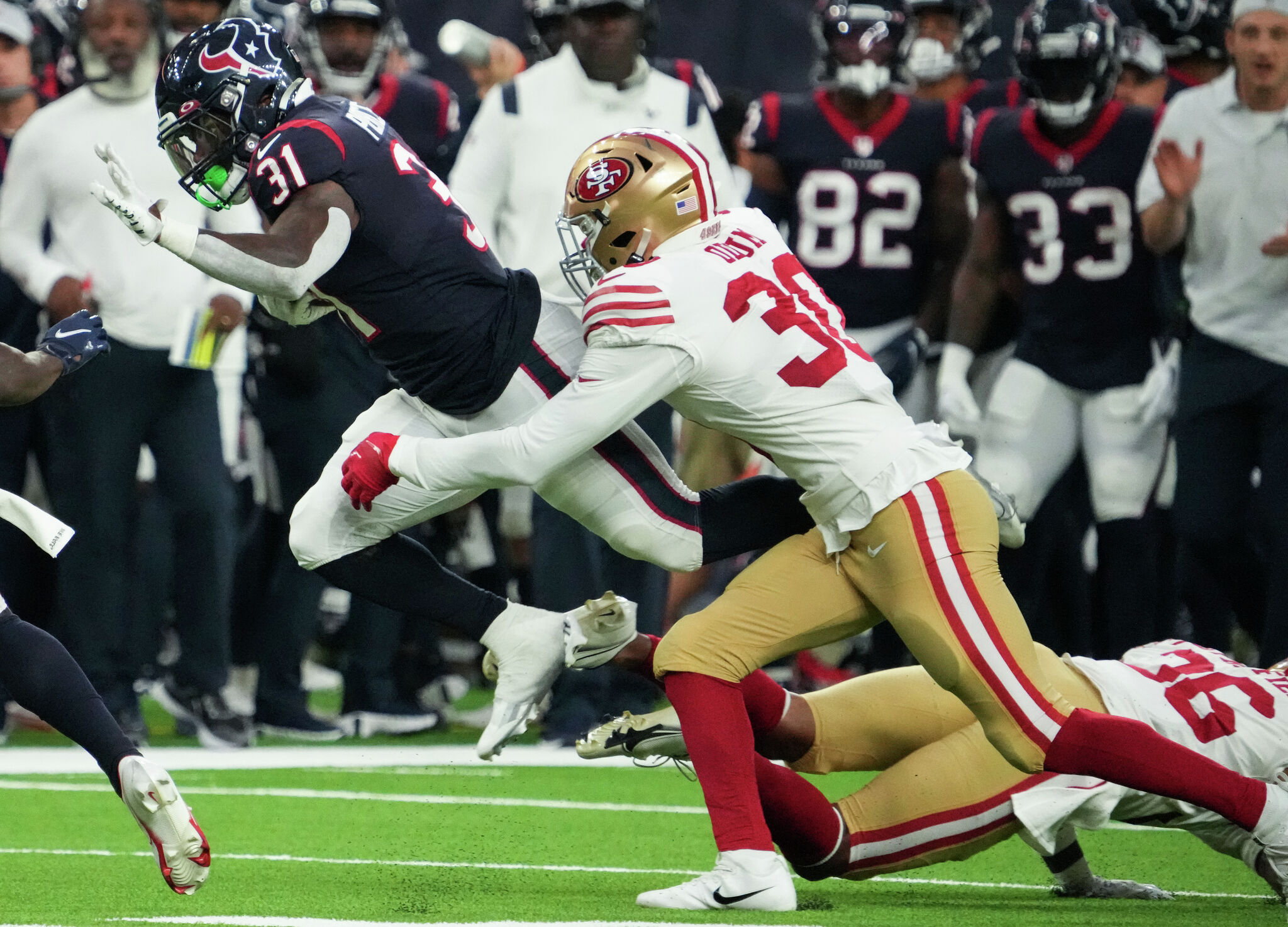 Rookie RB Dameon Pierce reacts to news of being named the Texans Week 1  starter.