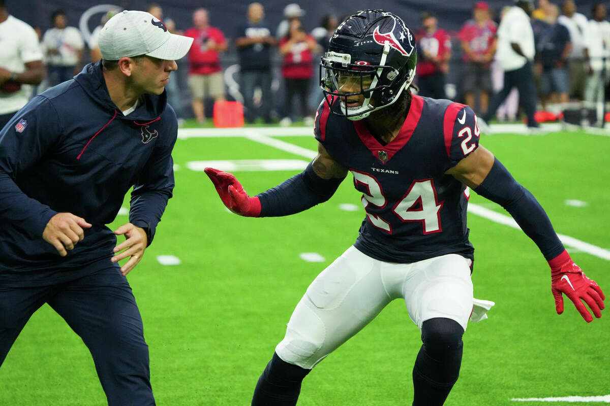 Houston Texans defensive back Derek Stingley Jr. (24) during pregame  warmups before an NFL preseason game against the New Orleans Saints on  Saturday, August 13, 2022, in Houston. (AP Photo/Matt Patterson Stock