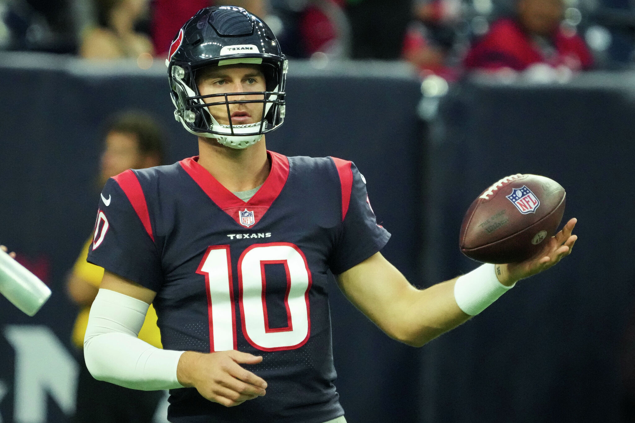 Texans QB Davis Mills has all of four months to prove himself