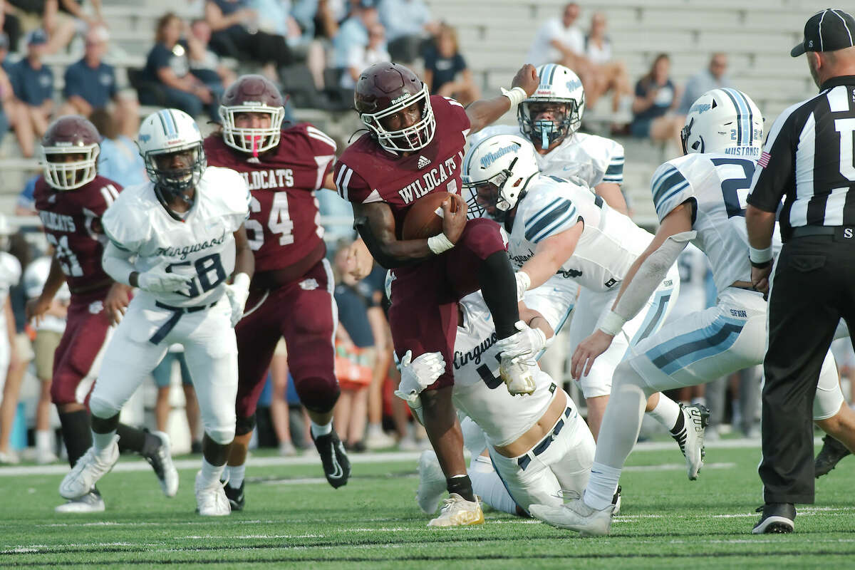 Story photo for Senior linebackers create a brotherhood, shine on field for Kingwood defense.