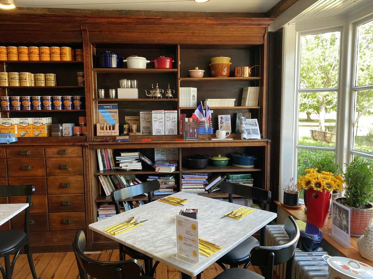 Cocotte in Old Saybrook offers authentic French food, croissants