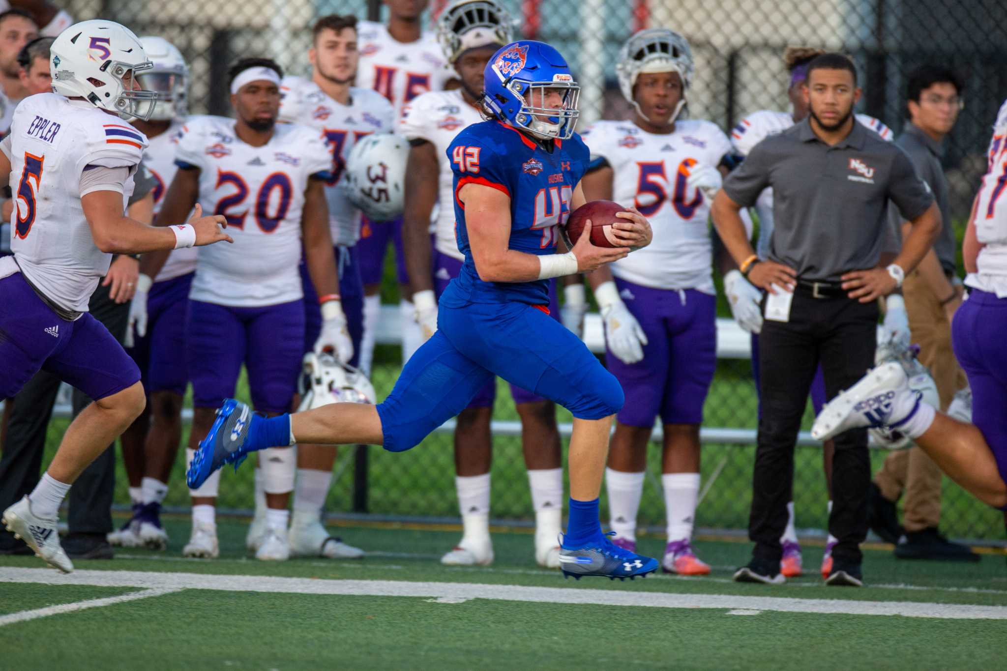 College Football Preview 2022 Houston Baptist Huskies