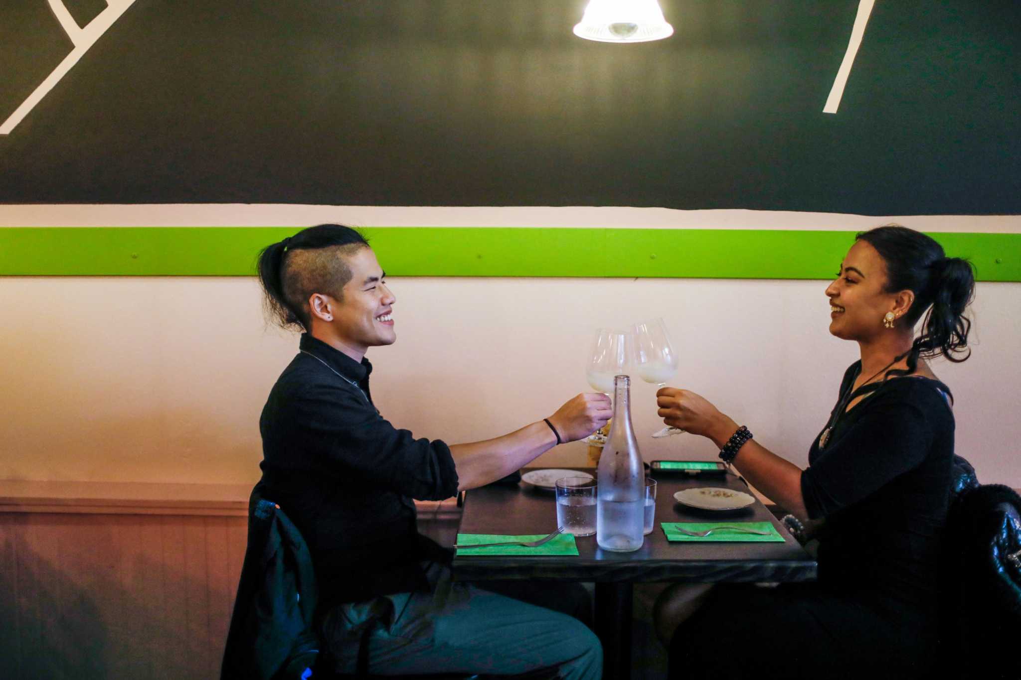Japanese sake is becoming the 'it' drink at the Bay Area's trendiest restaurants - Vimarsana News