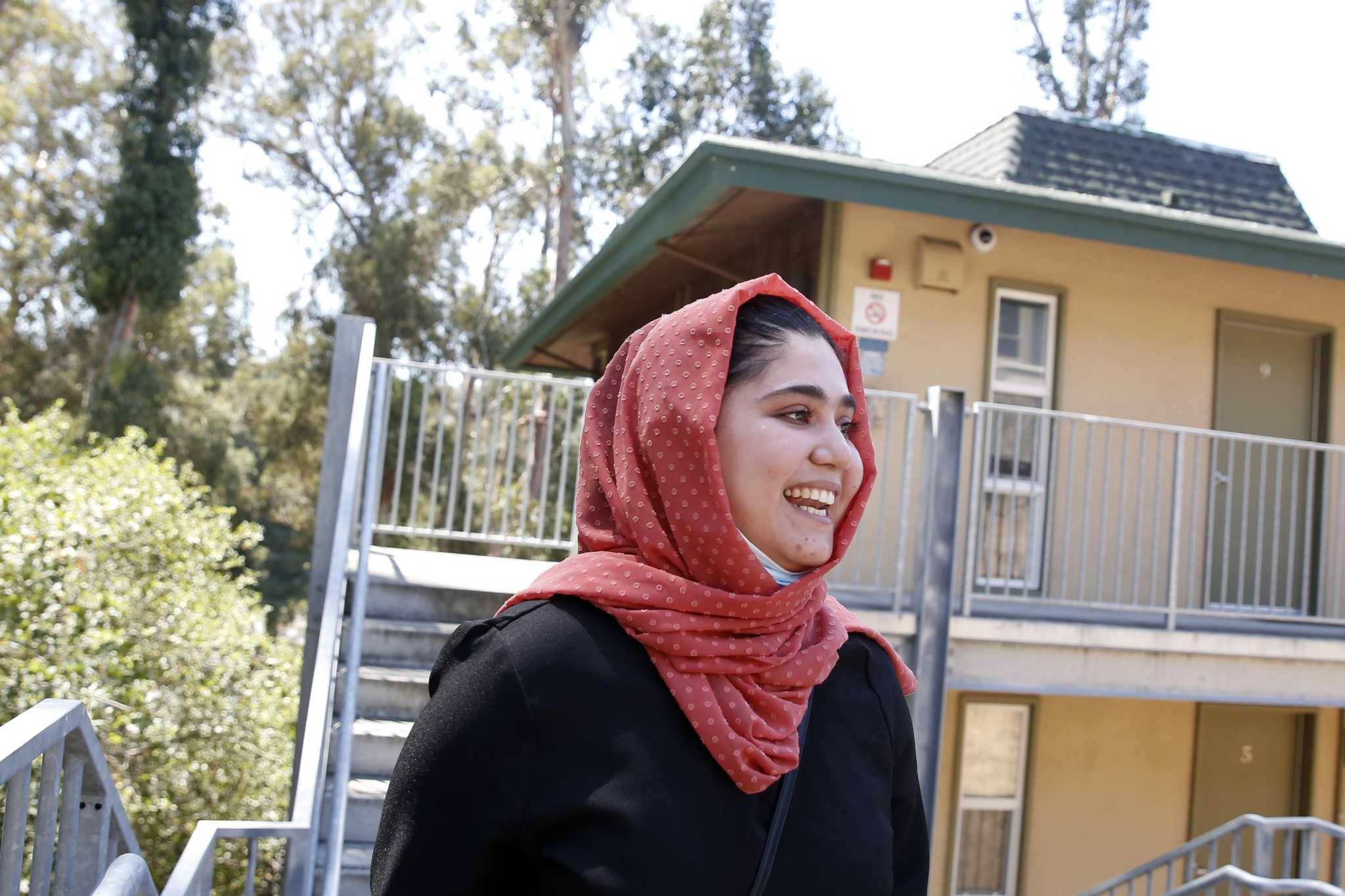 Afghan refugees, after fleeing brutal conditions, struggle with Bay Area housing - Vimarsana News