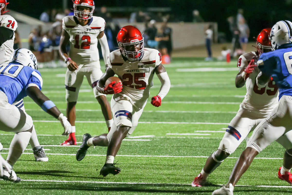 Shadow Creek Sharks top Manvel Mavericks in Alvin ISD showdown